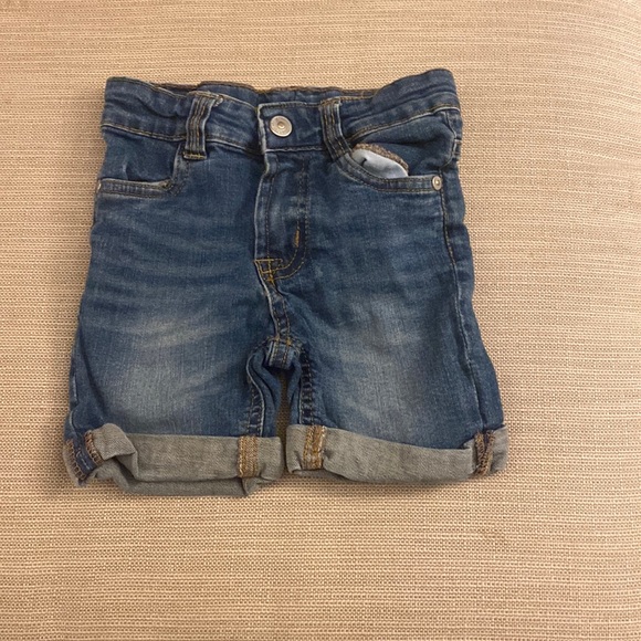 7 for All Mankind Jean Shorts - Picture 1 of 4